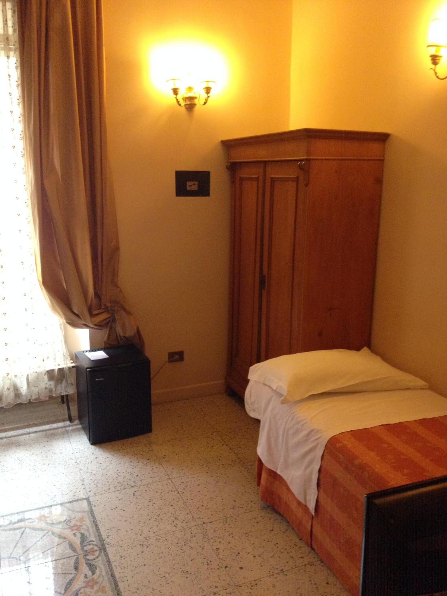 Maison De Marta Roma Quarto foto